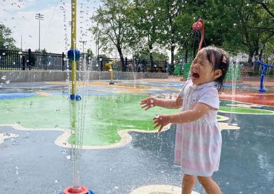 Jeux d'eau au parc du quartier